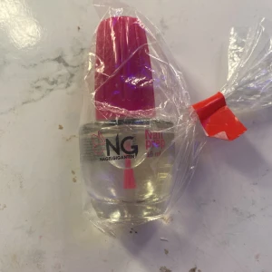 Nail prep  - Helt ny Nail prep från nagelgiganten. Säljer då jag fick två likadana i julklapp💕