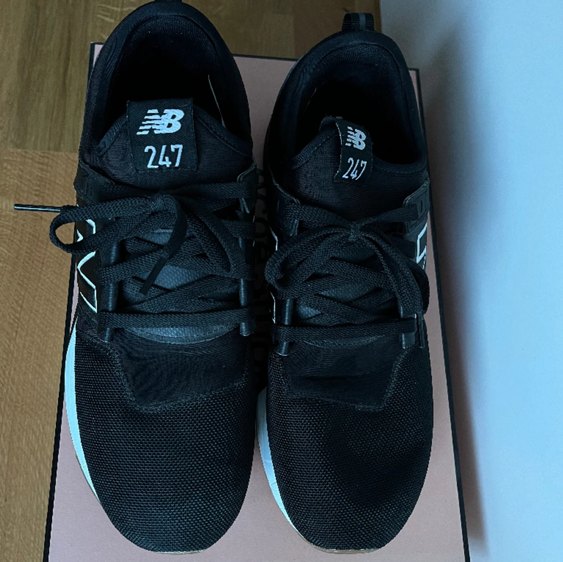New Balance 247 - 90