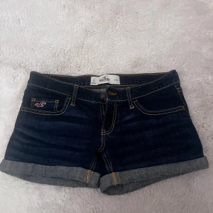 Jeans shorts  - Fin Lågmidjade shorts!💗