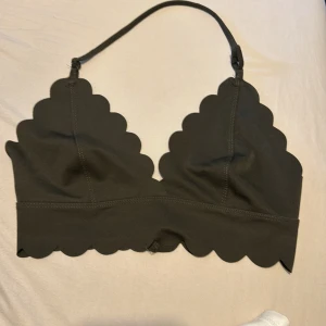 Olive green bikini - Bikini. Small