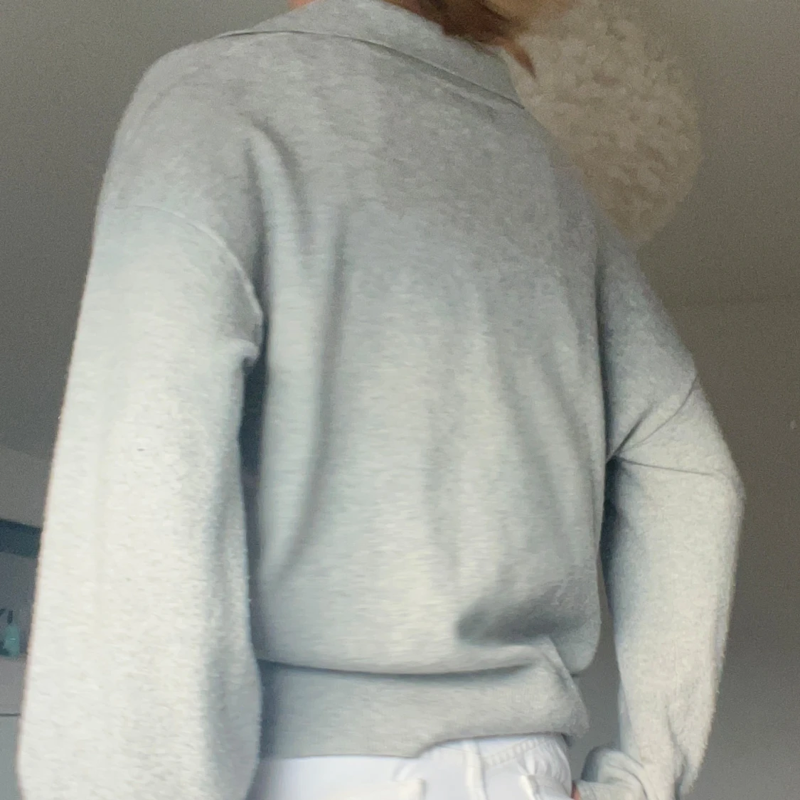 Grå tröja från hm - 90