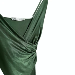 Klänning - Klänning från Zara