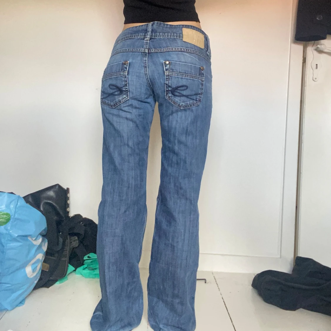 lågmidjade jeans  - 90