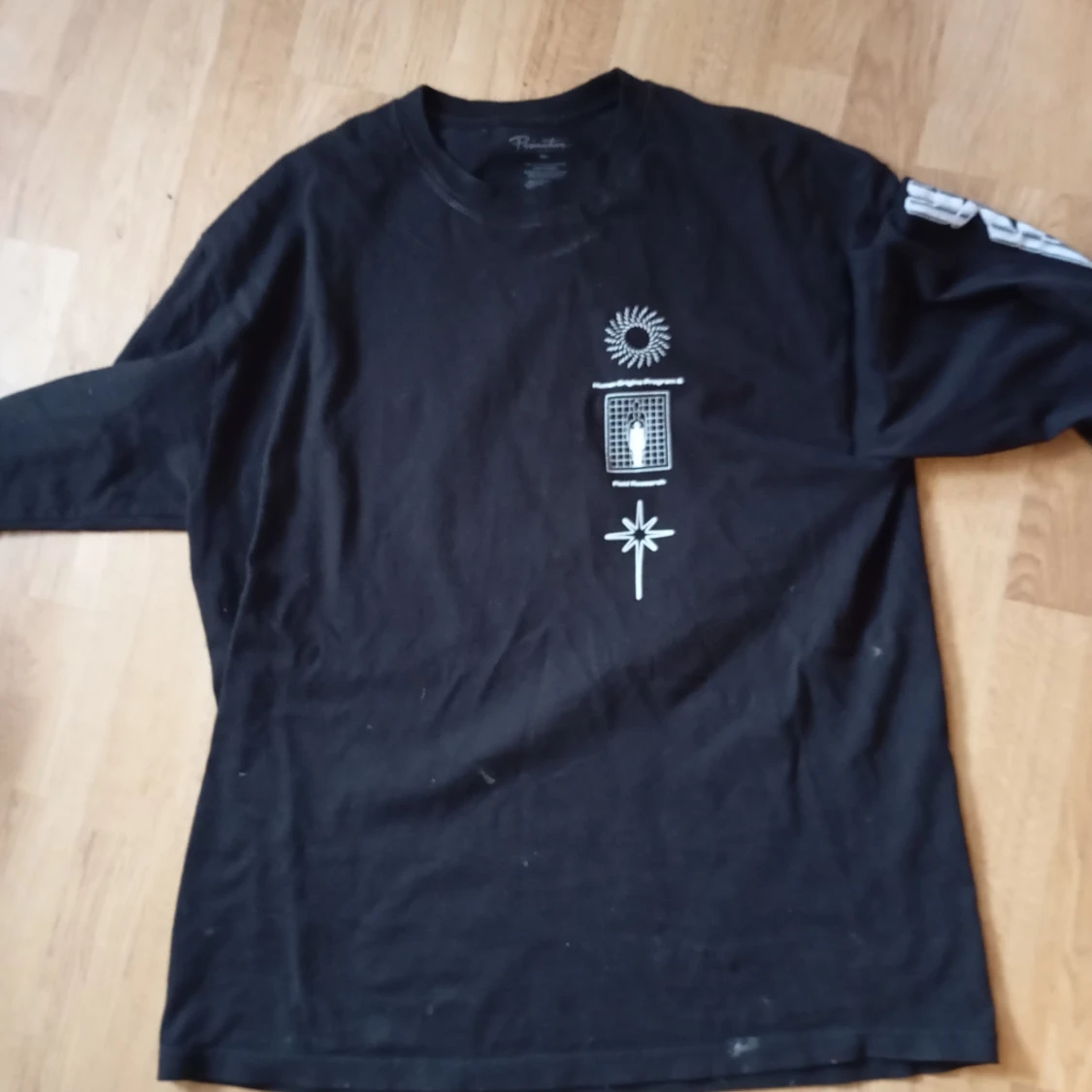 Primitive Long sleeve  - 90