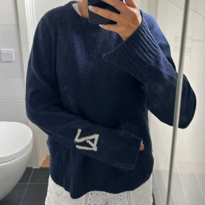 Zadig tröja  - Jätte cool Zadig tröja, Passar S och M också