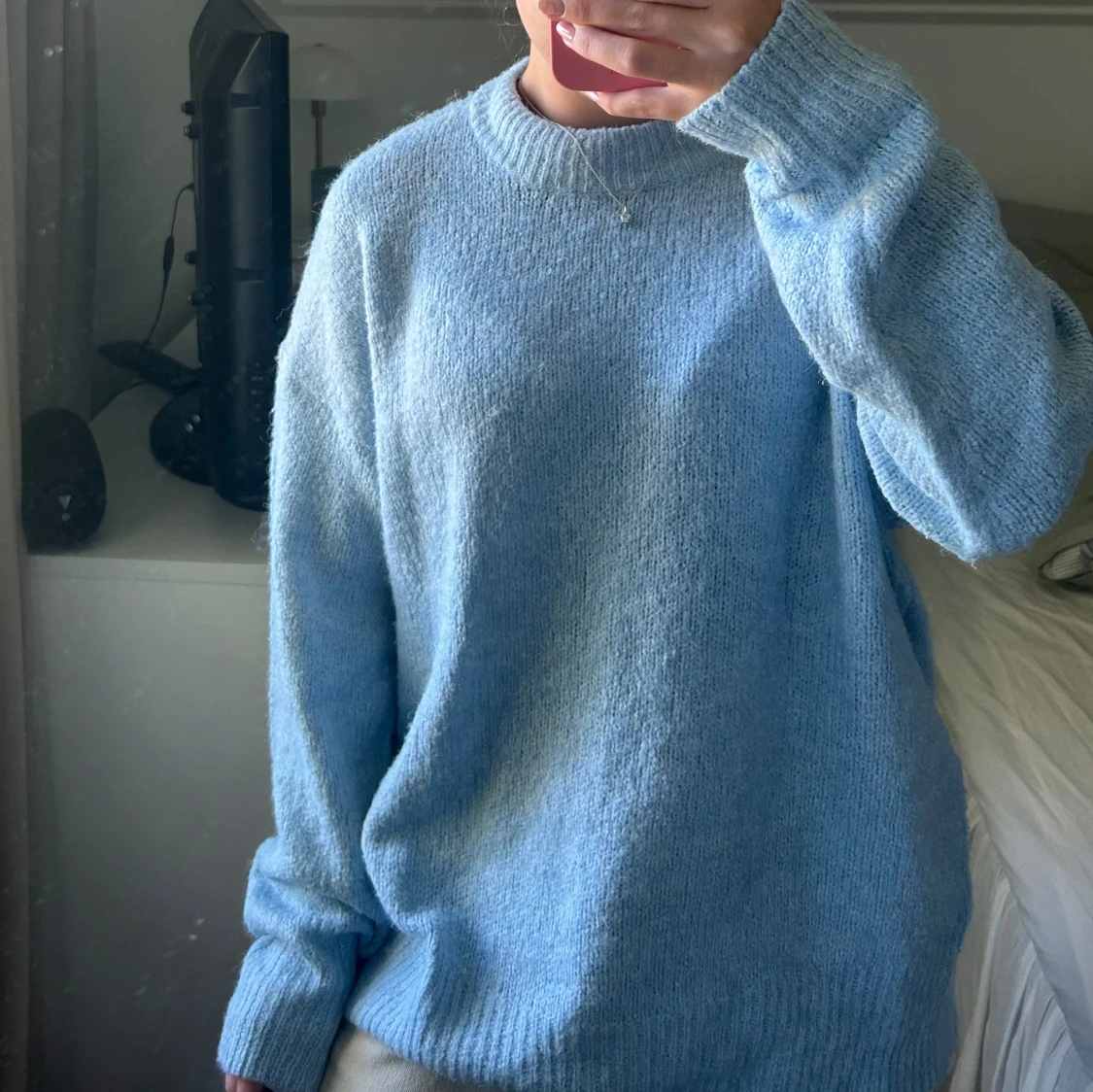 Blå stickad tröja - 90