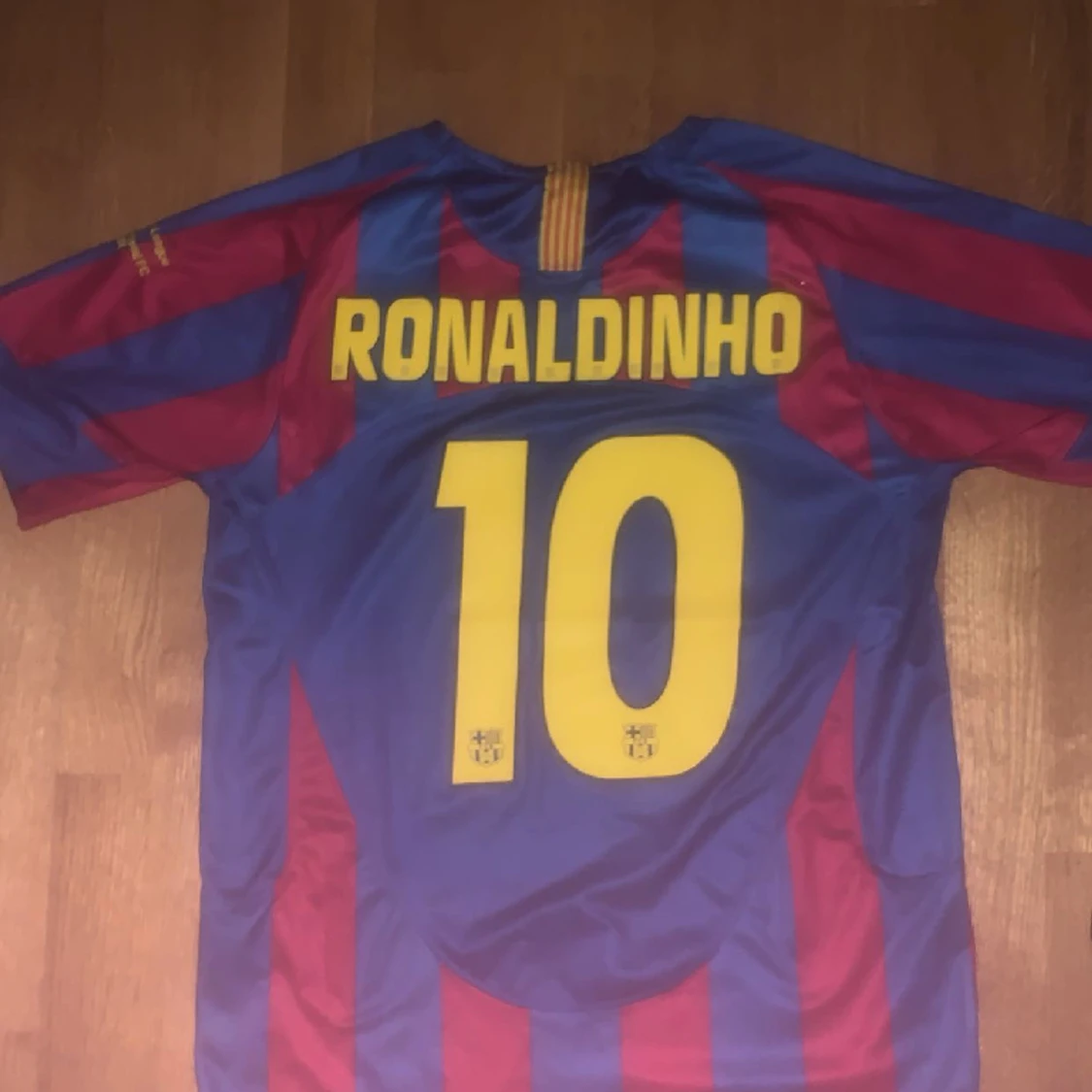 Ronaldinho Barcelona tröja🟦🟥