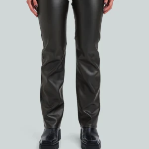 Sökes!!! - Söker dessa byxor i storlek 36. Skriv om någon säljer dessa till ett rimligt pris.