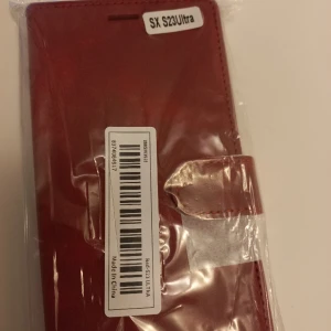 Mobil fodral Samsung S23 Ultra - Ny mobil fodral till Galaxy S23 Ultra. Säljer den pga fel köp. 