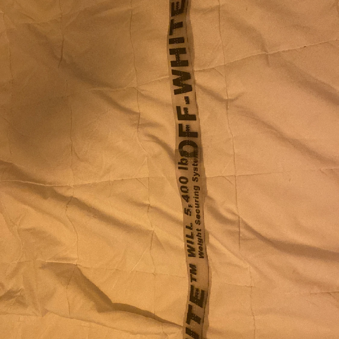 Genomskinligt off white bälte - 90