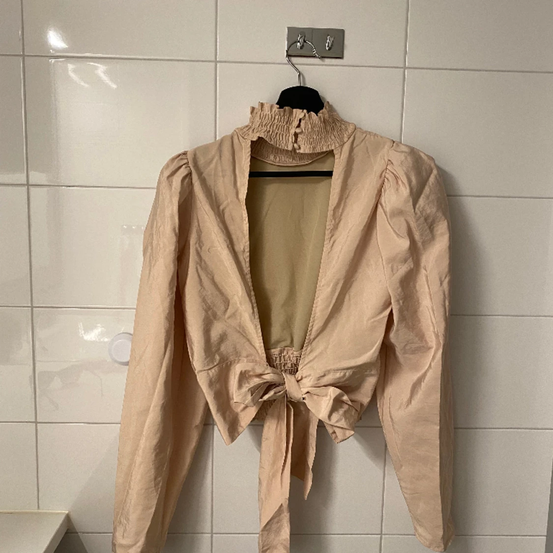 Blus öppen rygg - 90