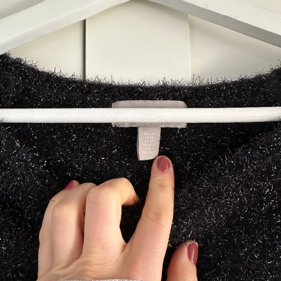 H&m glittrig stickad tröja 🖤 - 91