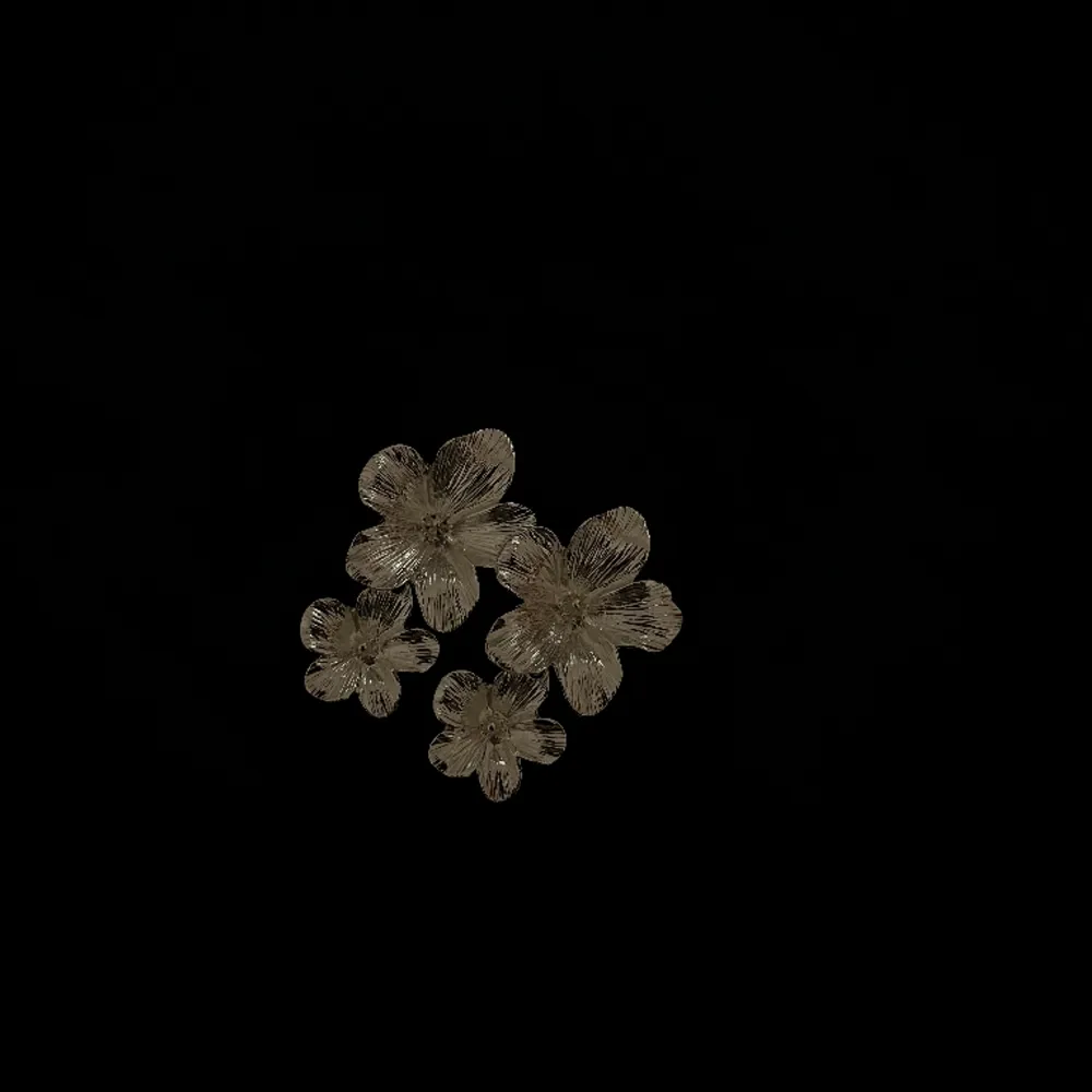 ”Långa blommörhängen” i silver🌸. Asusteet.