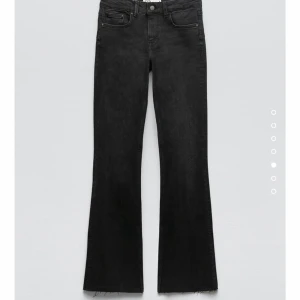 Zara jeans  - Jättefina jeans, används inte
