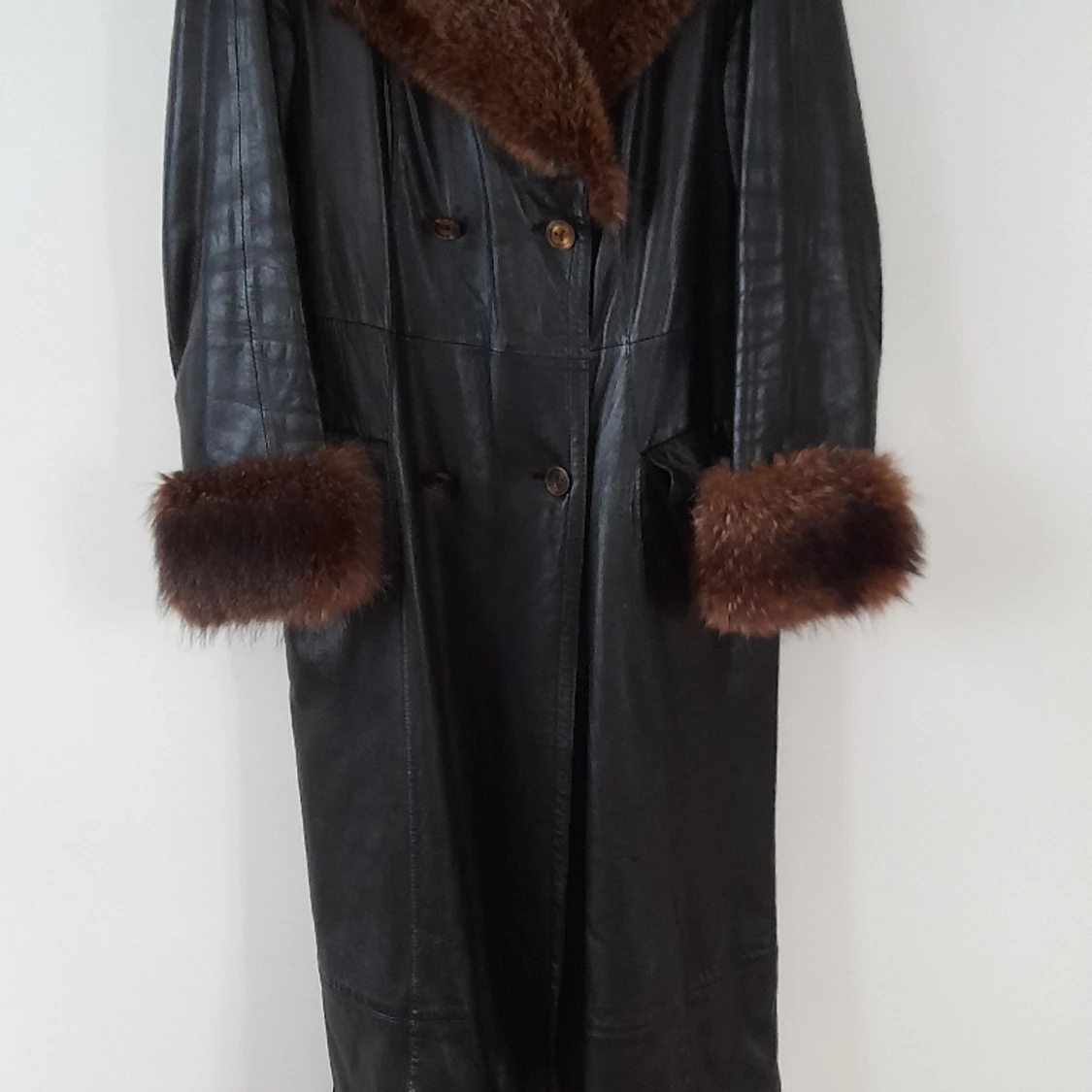 svart skinnkappa storl 40