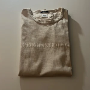 Cp company T-shirt - Cp company T-shirt i bra skick nypris 1100 mitt pris 400