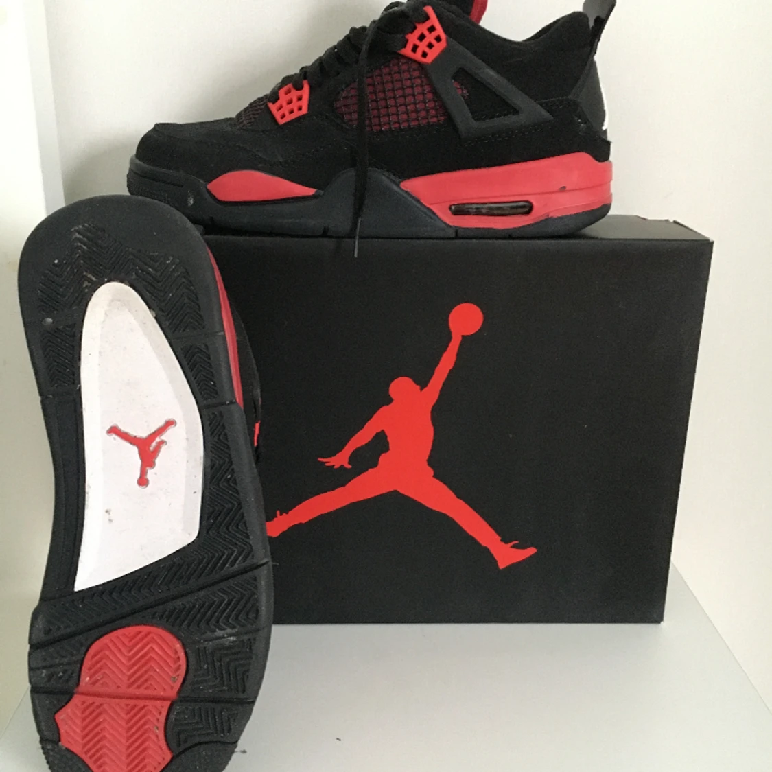 Jordan 4 fire red  - 90