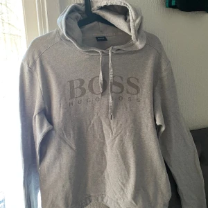 Hugo Boss hoodie  - Jätte mysig hodie. Nyskick 