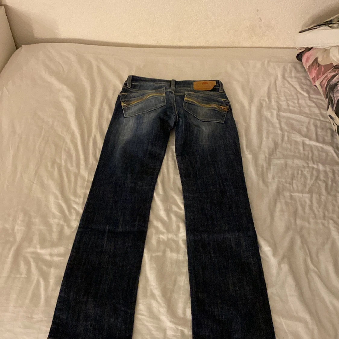 lågmidjade jeans  - 90