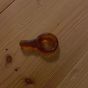 Missbildad haribo cola napp - Är uppäten men kan jag få en slant👉👈