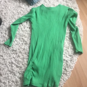 Grön fin sommar klänning  - Jätte bra Skick bara Används några få gånger 