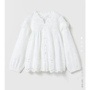 Zara blus  - Super fin blus från zara💗