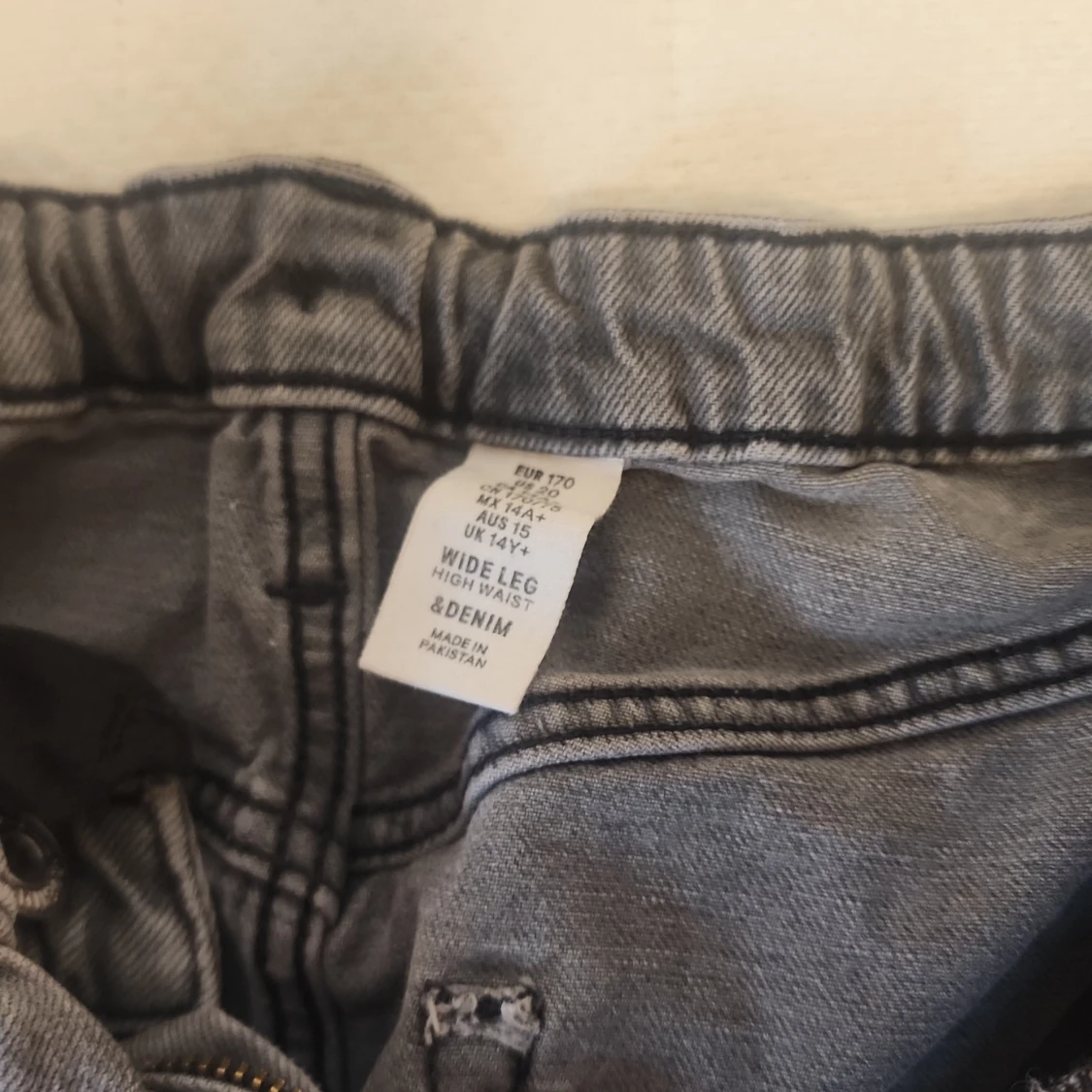 Hög midja grå baggy jeans - 91