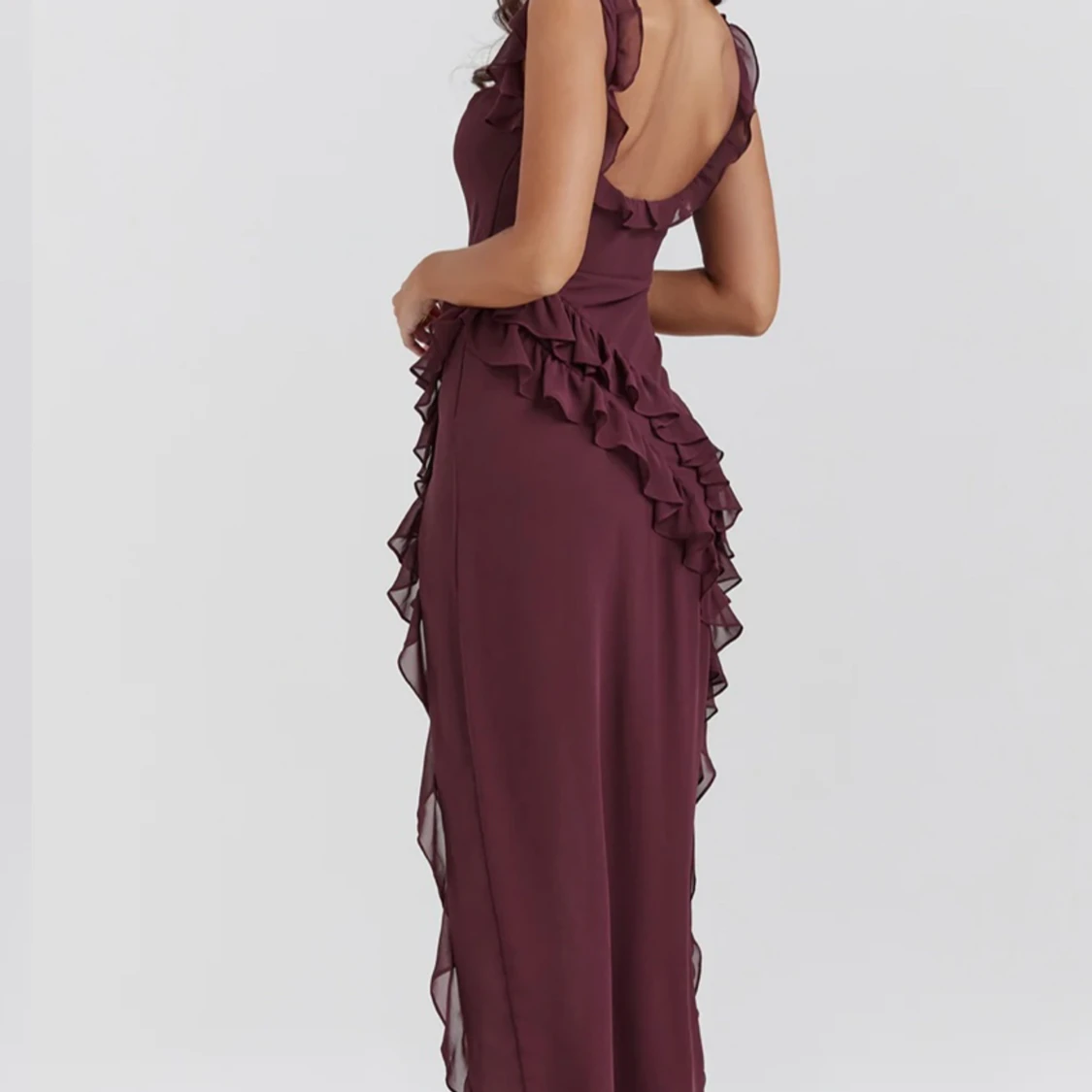 Vinröd volangklännig - 90