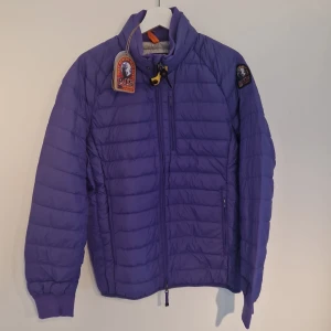 Parajumpers lightweight puffer  - Ny, oanvänd. Äkta, med certilogo för kontroll av äkthet. 