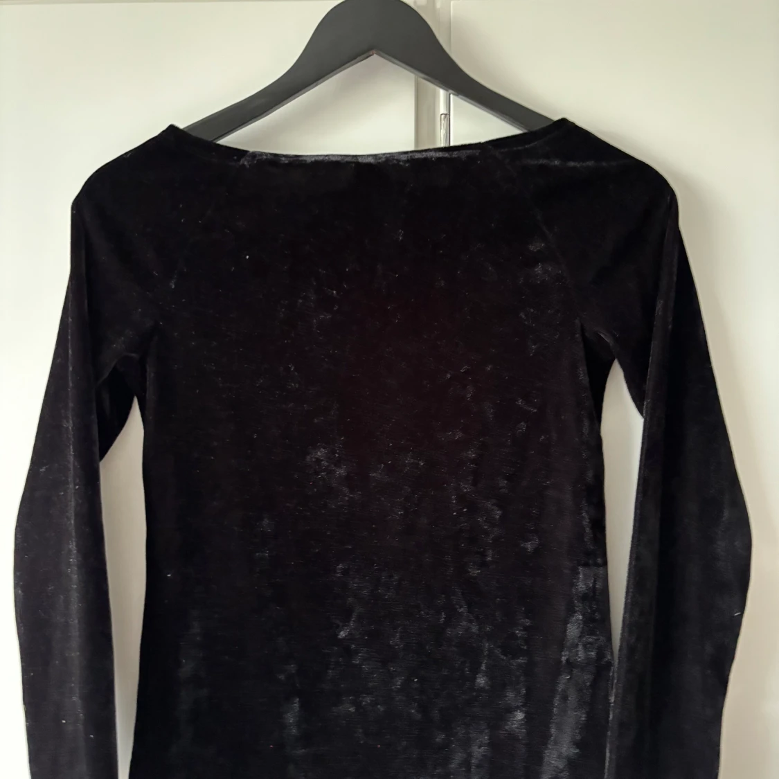 Svart tröja - 90
