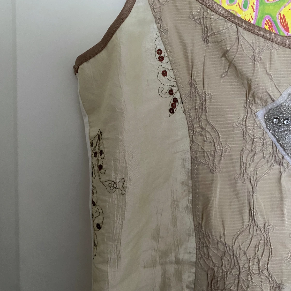 linne med pärlor och spets  - 91