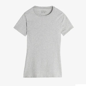 Intimissimi t-shirt  - Säljer denna intemissimi tröja 🩶🩶 Skriv för egna bilder vid intresse, orginalpris: 249kr⭐️
