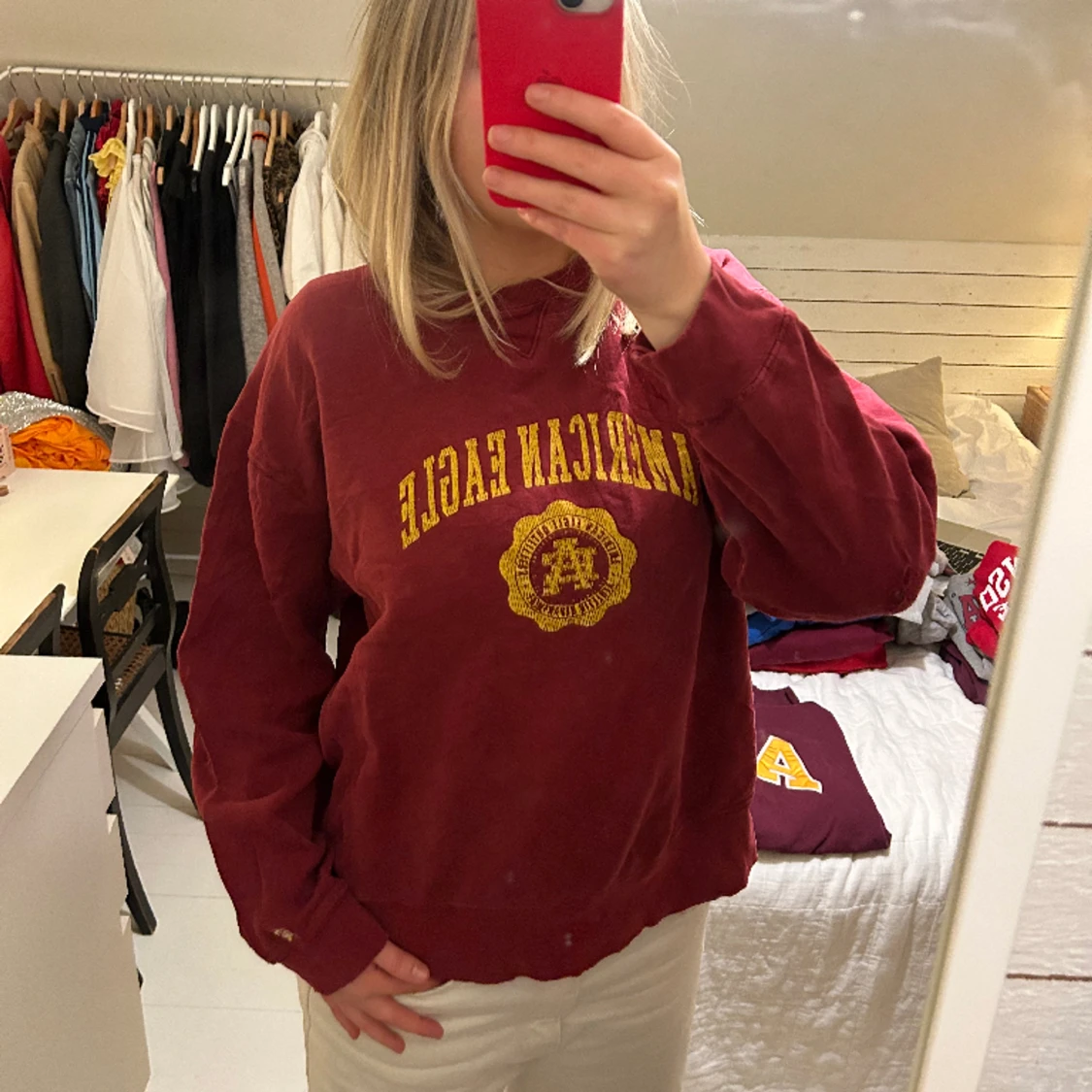 Vinröd vintage sweatshirt med tryck - 90