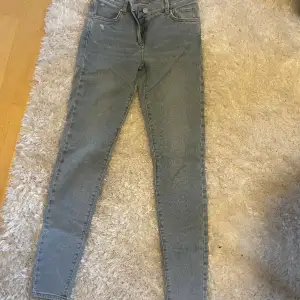 Lowwaist skinny jeans. Aldrig använda så väldigt fint skick 