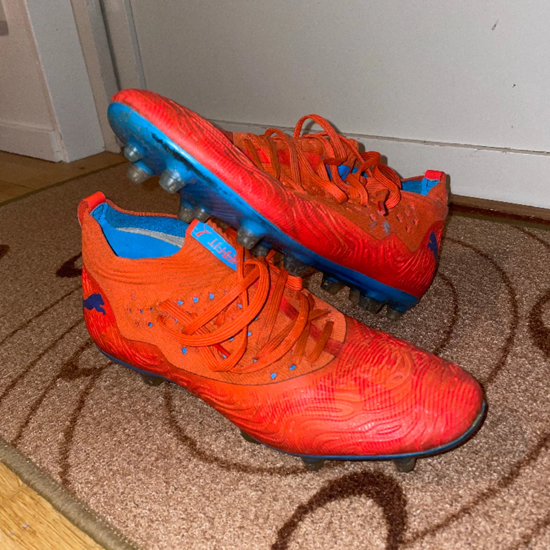 Fotbollsskor puma - 90