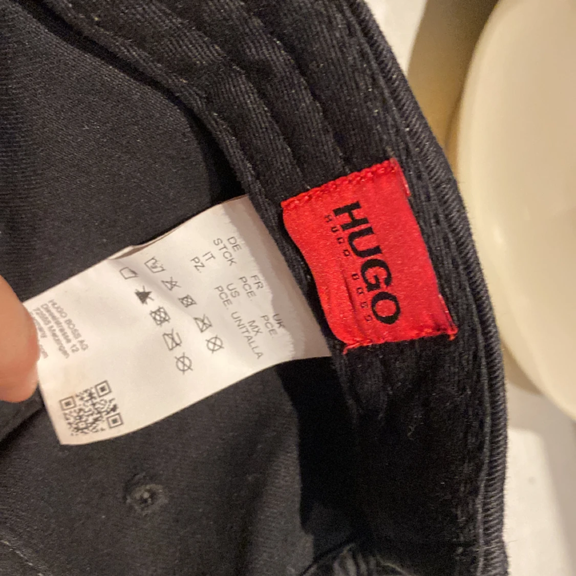 En Hugo boss keps. ÄKTA FRÅN ZALANDO - 90