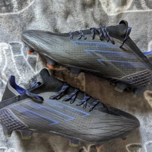 Adidas Fotbollsskor x speedflow.1  - Säljer ett par adidas fotbollsskor.  Elite modell äkta Storlek: 39 och 1/3  Skick: 7/10