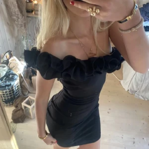 Klänning  - SUPER snygg värkligen!!