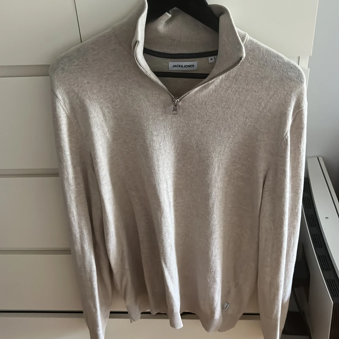 Tunn halvzip, stl M
