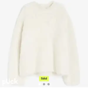 Supermysig tröja från Hm, köpt här på Plick men har inte kommit till användning! (Lånade bilder)