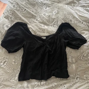Topp - Svart topp från HM Aldrig använd