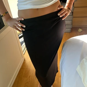 Kjol - Så snygg kjol men har jättemånga svarta kjolar 