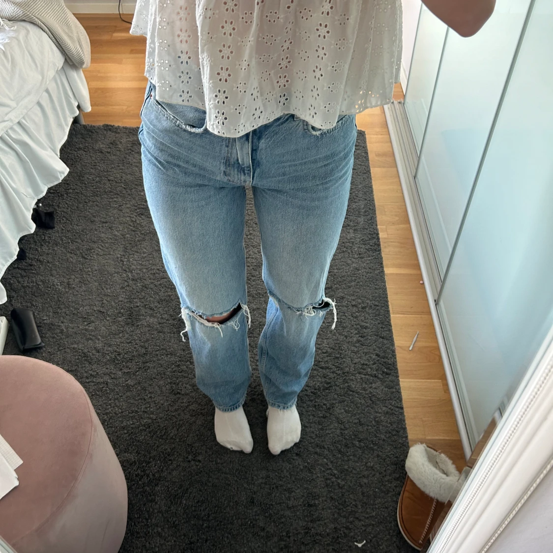 Jeans ifrån ginatricot - 90