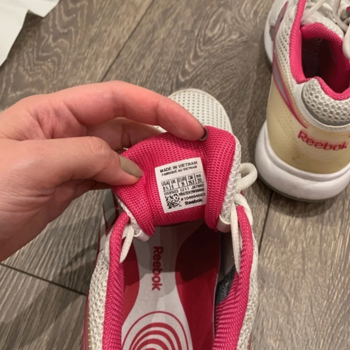 Vit Rebook skor - 93