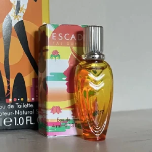 Escada parfym - Lägger ut för o sälja endast den lilla!