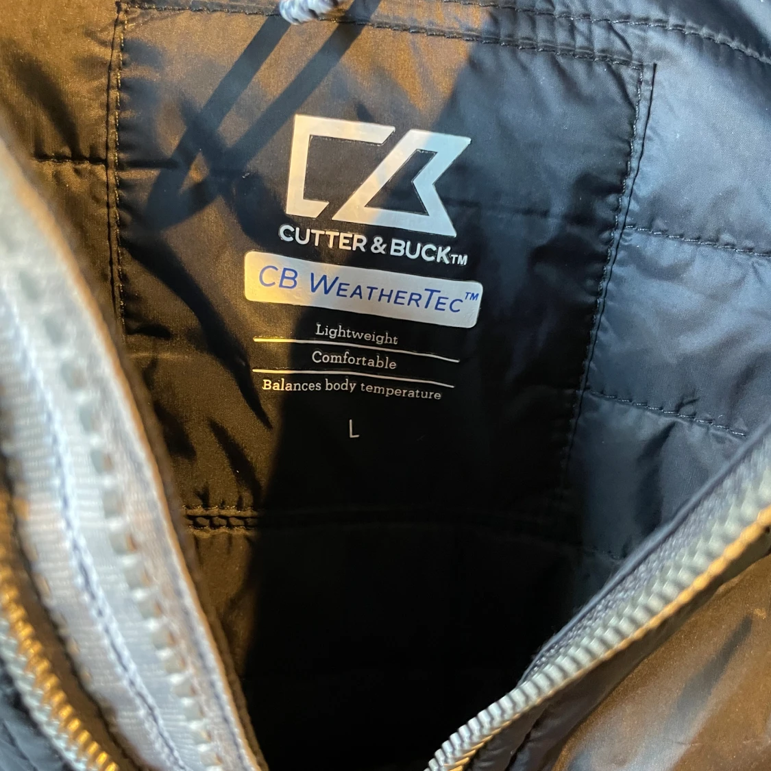 Svart Cutter & Buck Windbreaker  - 92