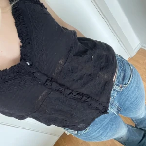 Topp - Så fin topp från zara perfekt till sommaren💖🌸 använd en gång så som helt ny💖