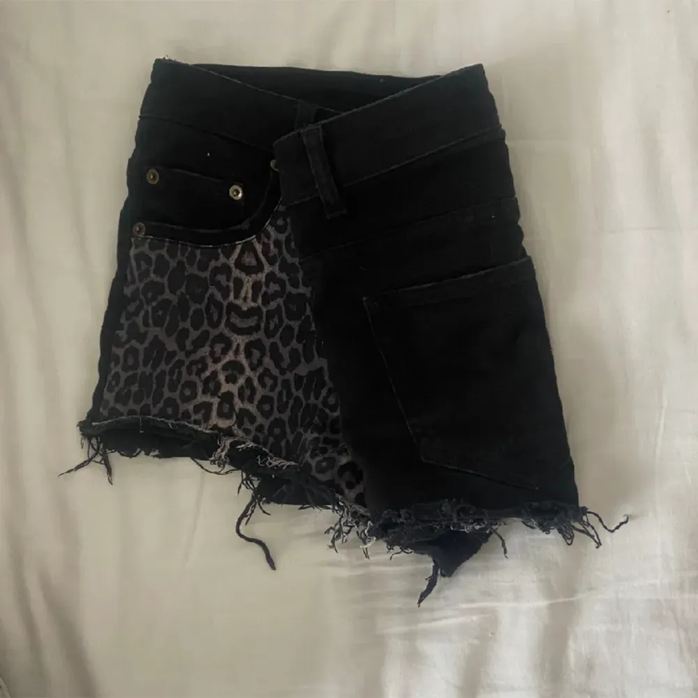 Shorts leopard, asfina🙏🏼🙏🏼❤️‍🔥 perfekt för sommaren . Shorts.