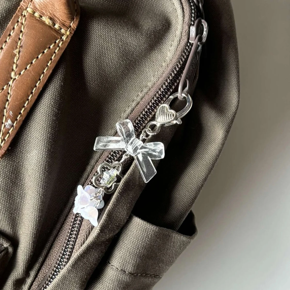 Blooming Flowers Keychain | Handgjord Nyckelring | Handgjorda Smycken & Accessoarer - 90