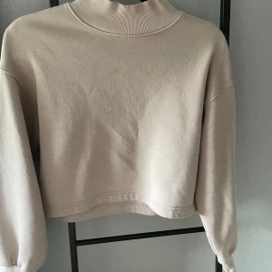 Beige tröja - Bra skick